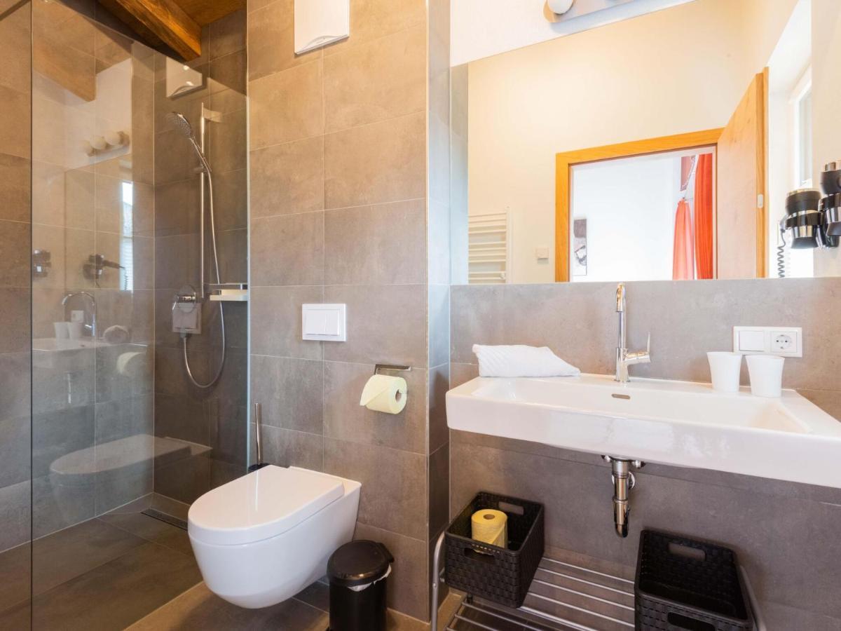 Fantastic Chalet With Sauna ニーダーンジル エクステリア 写真